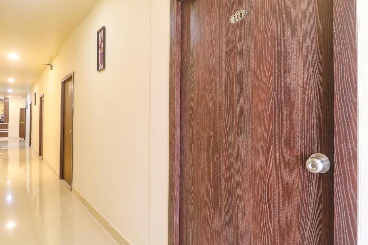 Fabexpress Airport Stay Inn - Nr Hyderabad International Airport, Shamshabad Exterior foto